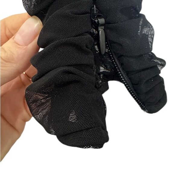 HOUSE OF CB Tatyana mini dress in black ruffle - Picture 13 of 15